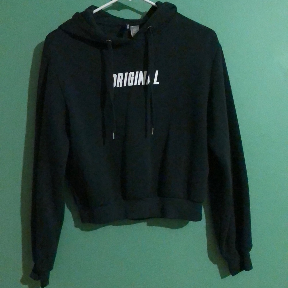 Cropped H&M hoodie